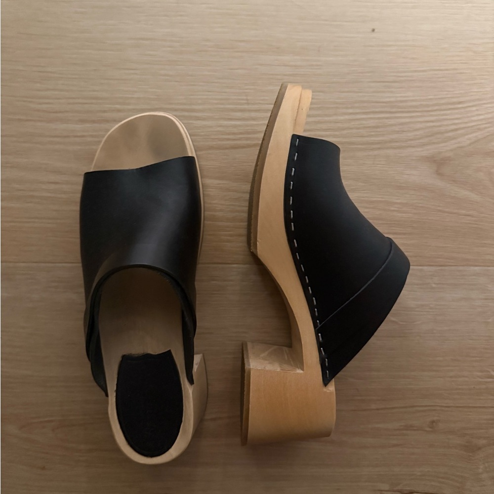 Swedish Hasbeens Black Leather Open Toe Clogs